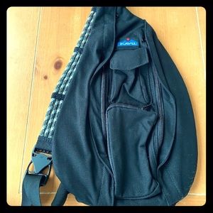KAVU Black Rope Sling Bag